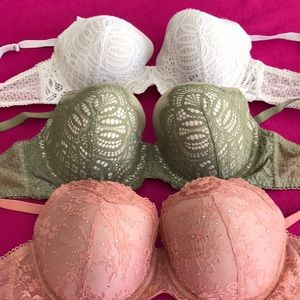Victoria’s Secret bras